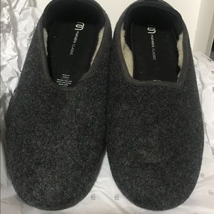 Slippers